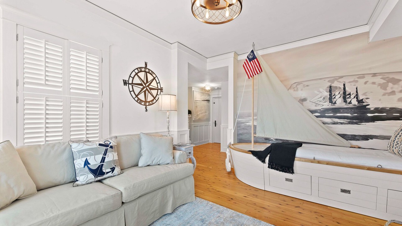 Photo of Bedroom in Gulf District