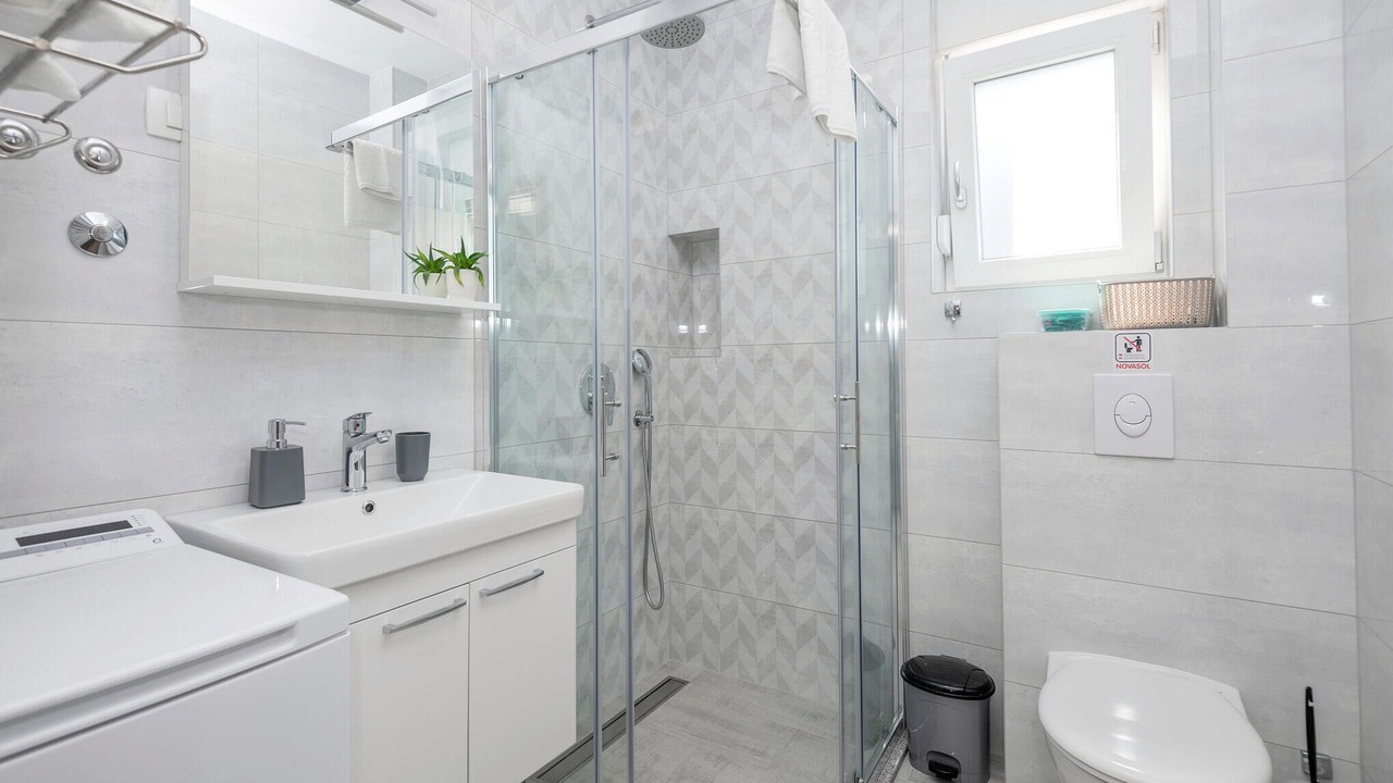 Photo of Bathroom in Podaca