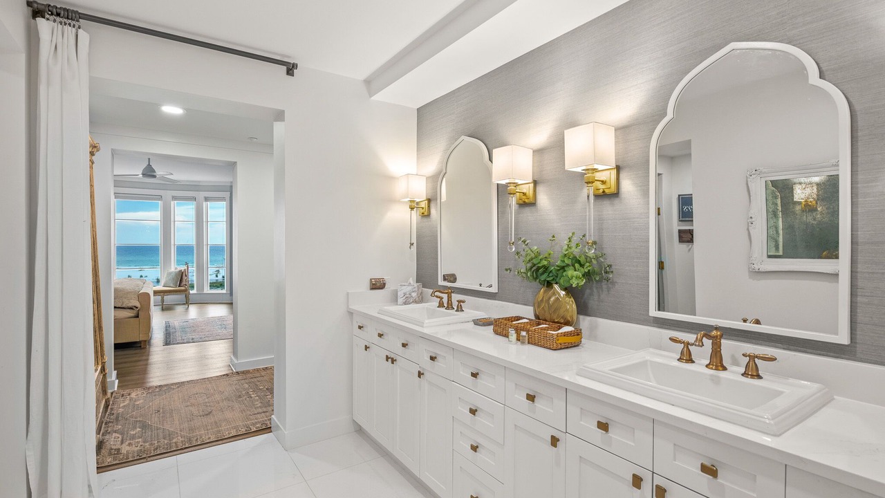 Photo of Bathroom in WaterSound Beach