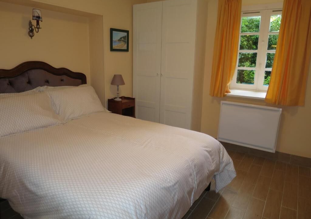 Photo of Bedroom in Plouezoch
