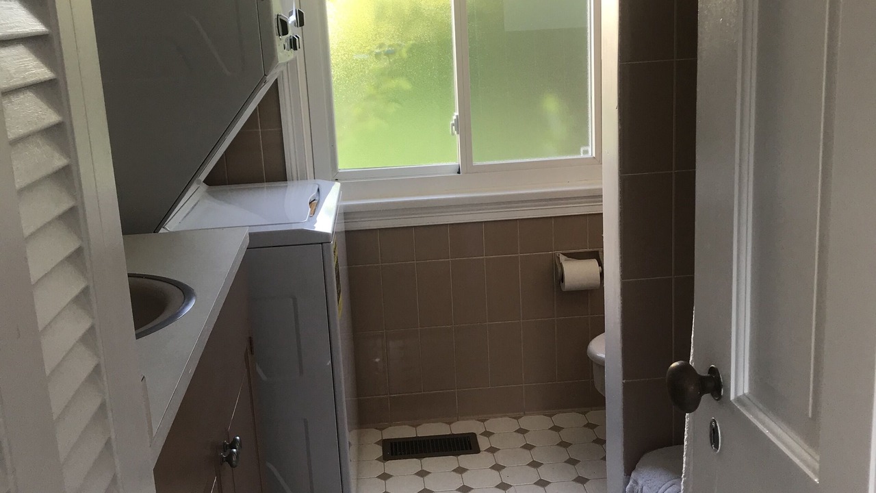 Photo of Bathroom in Speonk
