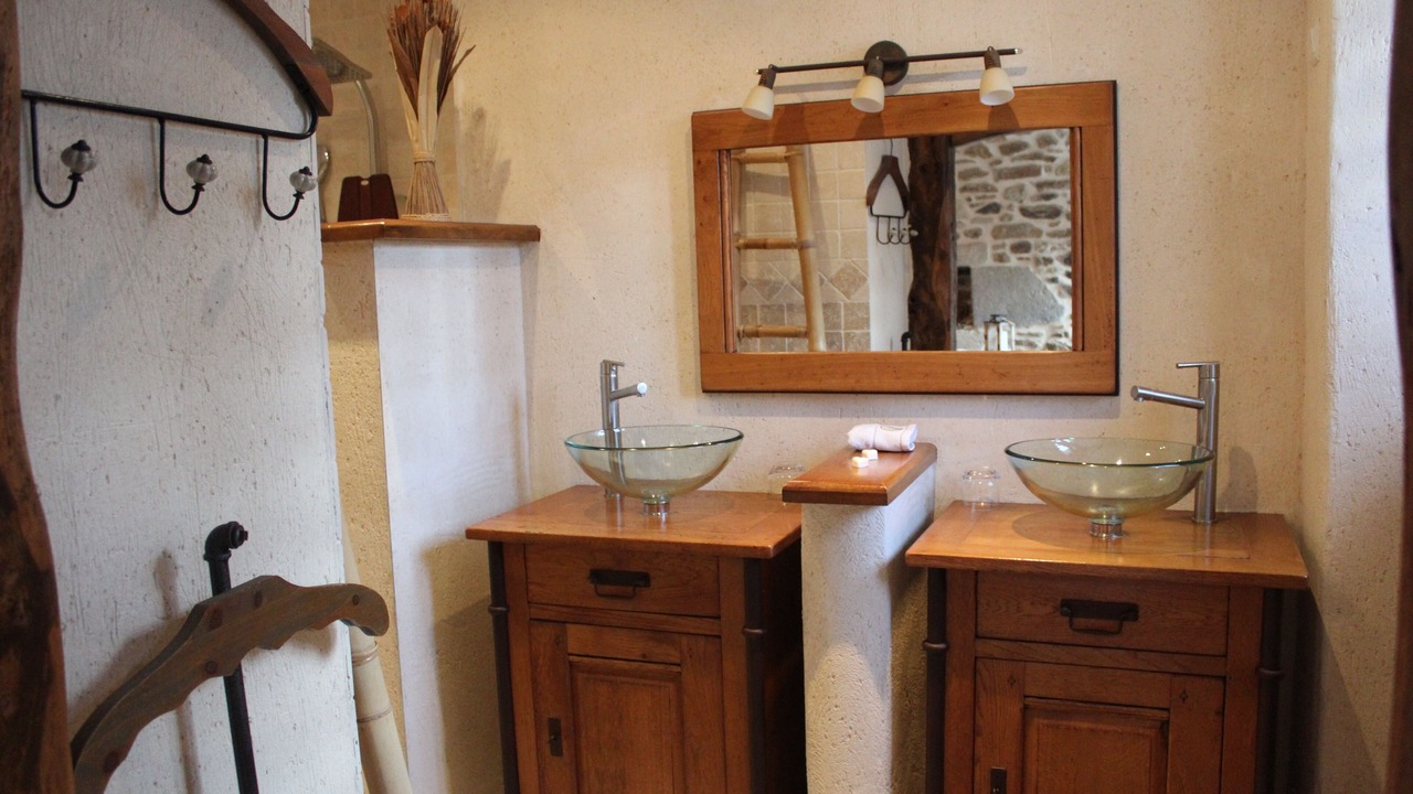 Photo of Bathroom in Saint Meloir-des-Bois