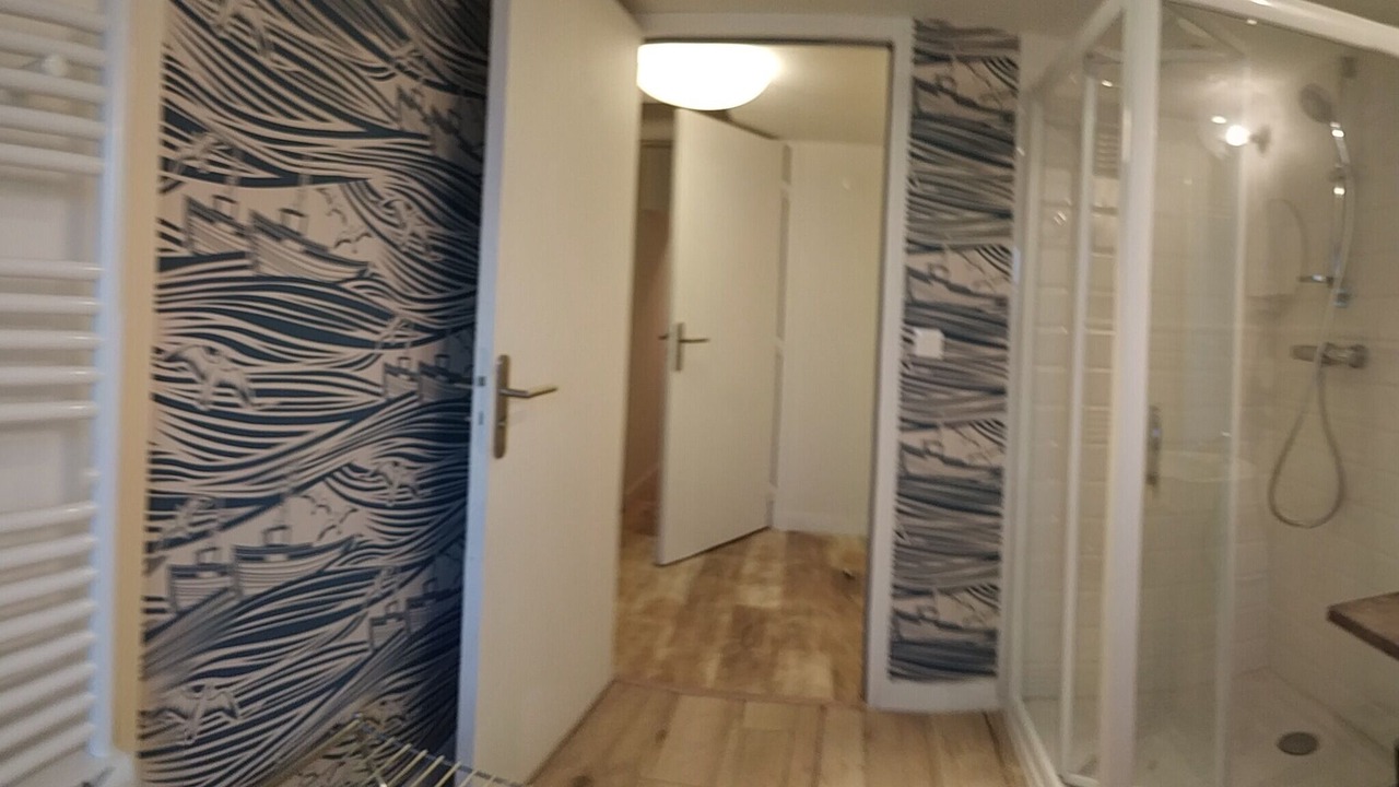 Photo of Bathroom in La Roche-Derrien