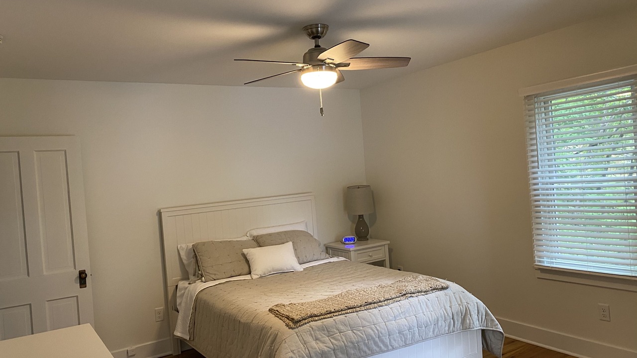 Photo of Bedroom in Town of Owasco