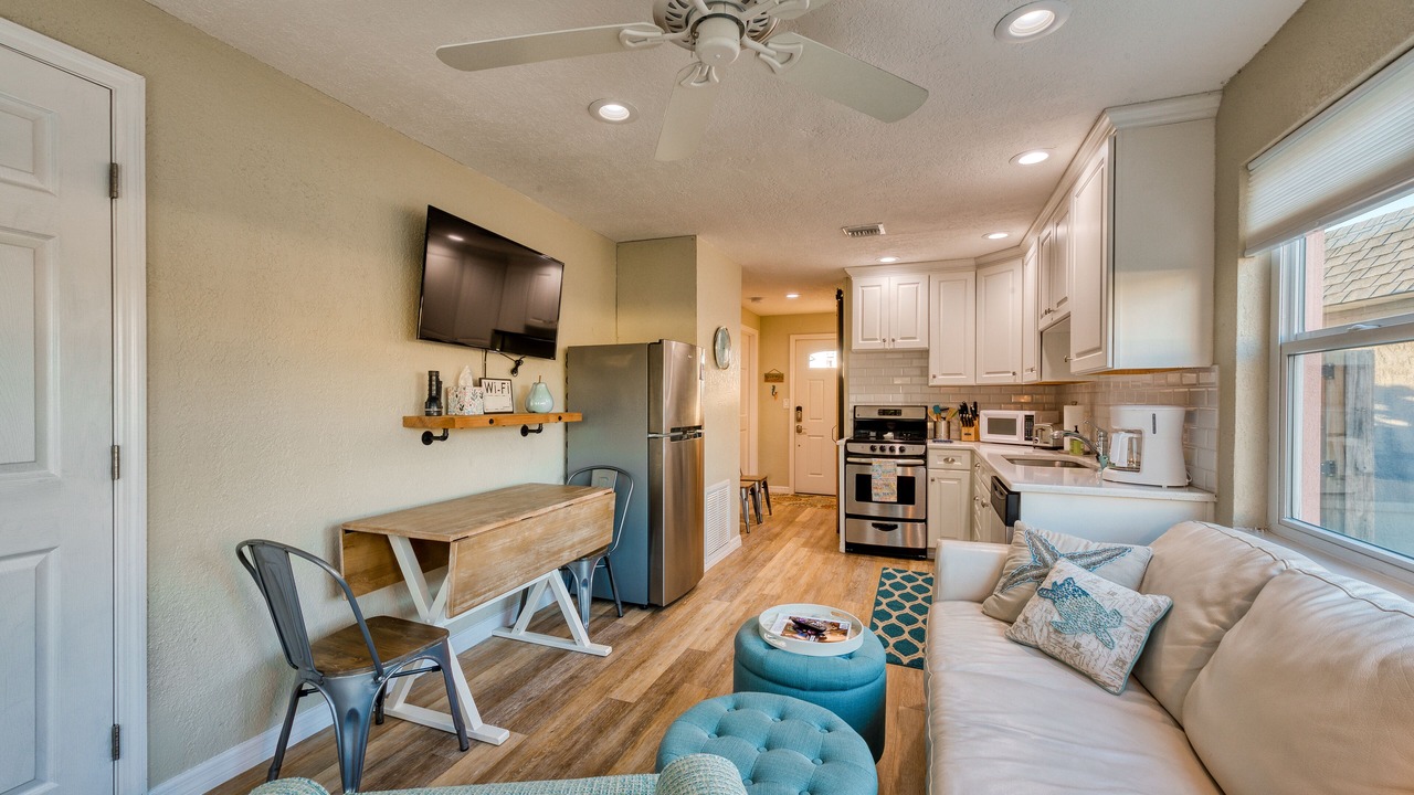 Photo of Livingroom in Cocoa Beach