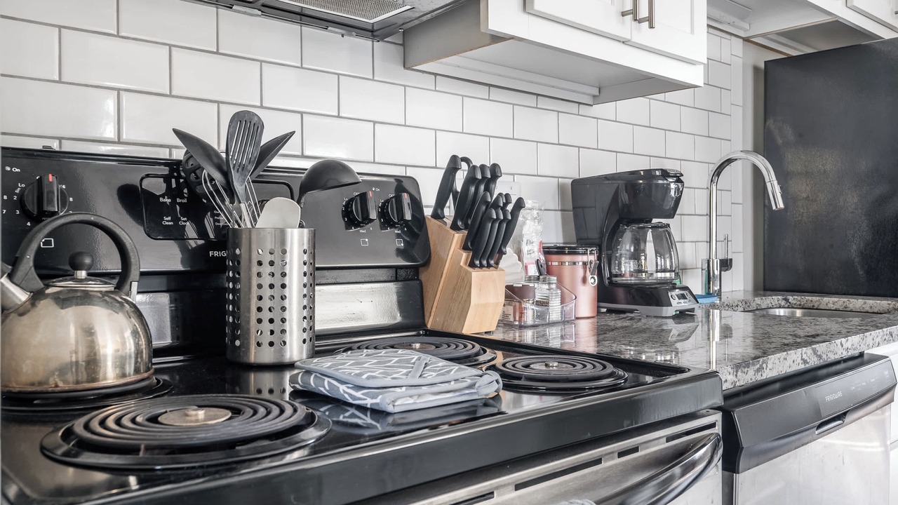 Photo of Kitchen in Chatham-Arch