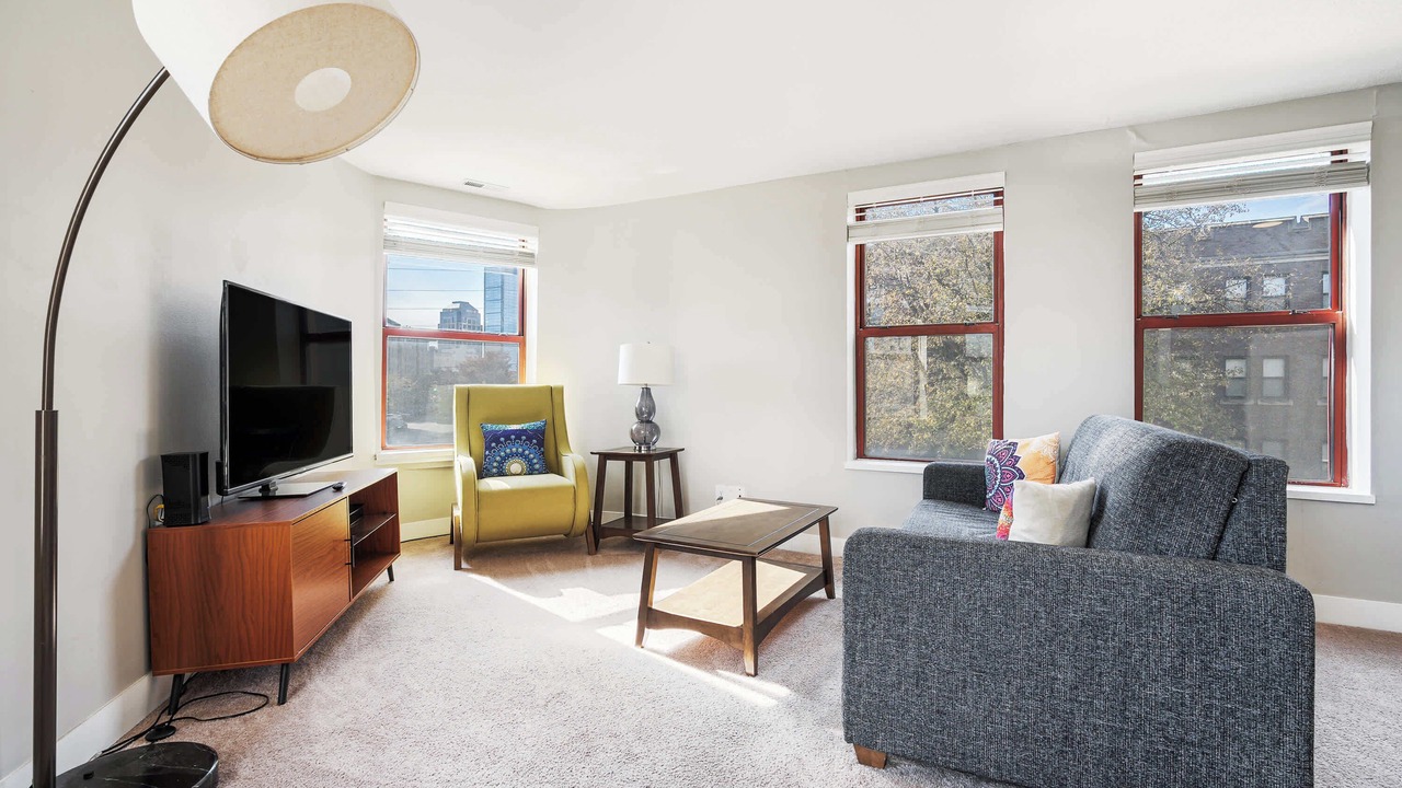 Photo of Livingroom in Chatham-Arch