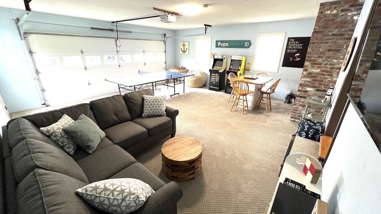 Photo of Bedroom in West Yarmouth