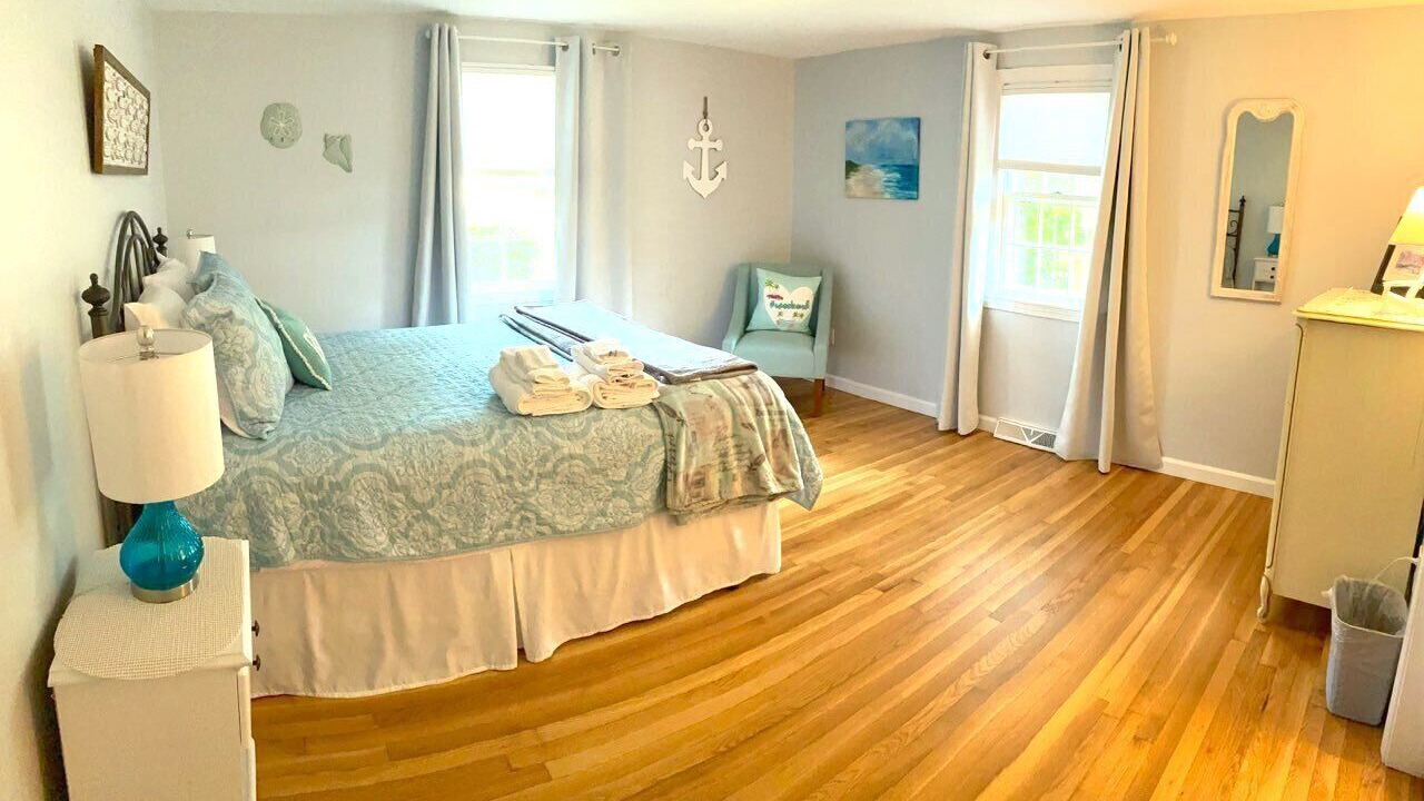 Photo of Bedroom in West Yarmouth