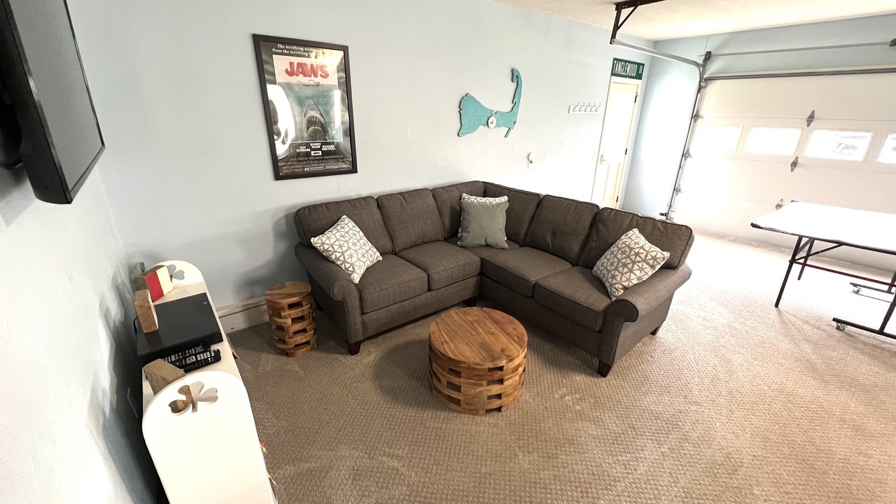 Photo of Livingroom in West Yarmouth