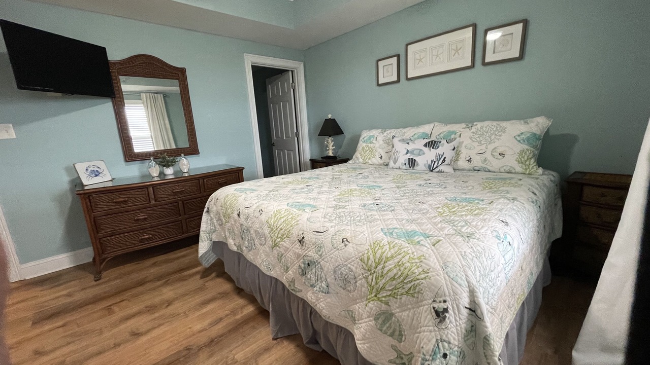 Photo of Bedroom in Mexico Beach
