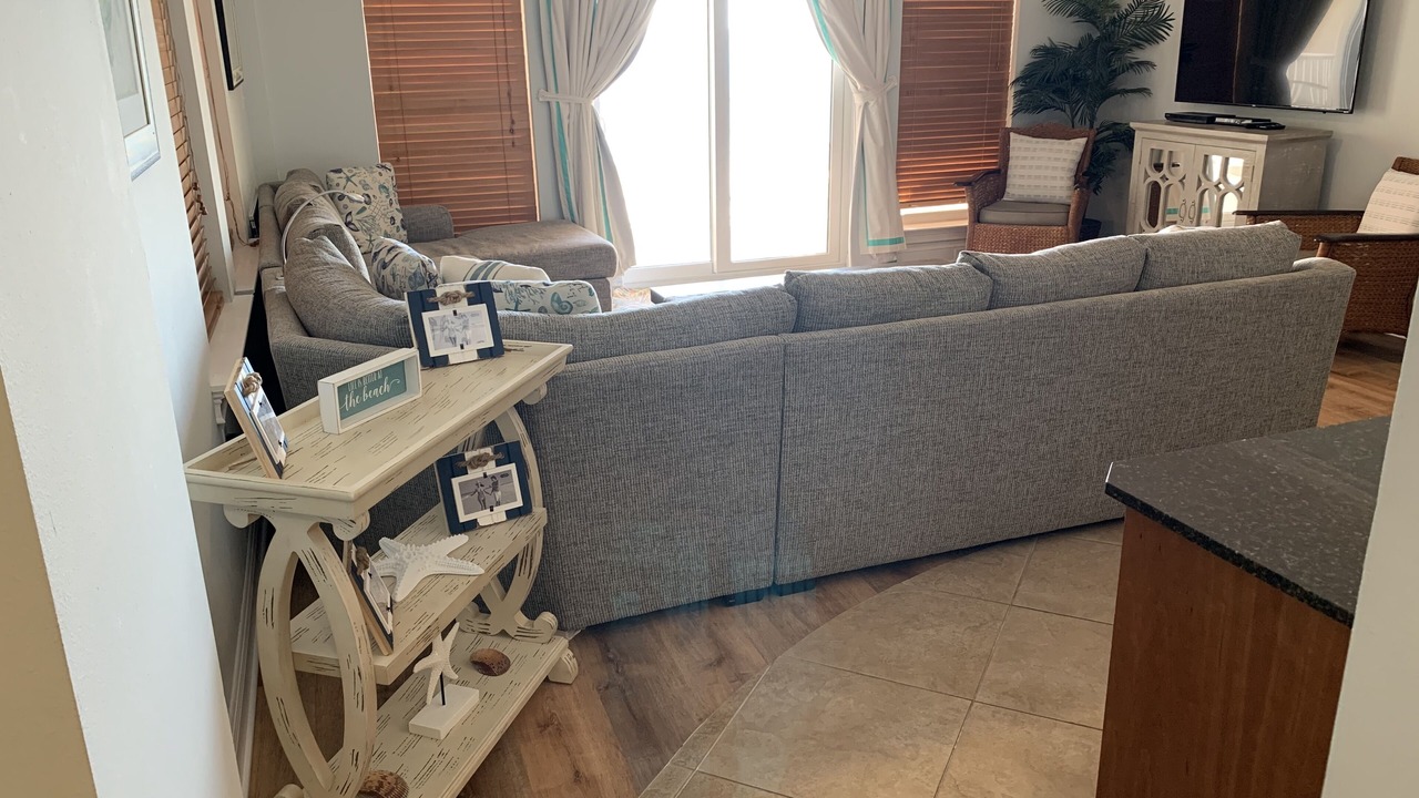 Photo of Livingroom in Mexico Beach