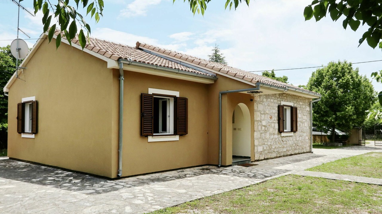 Photo of Others in Drinovci