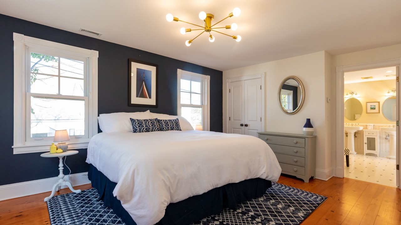 Photo of Bedroom in Vineyard Haven