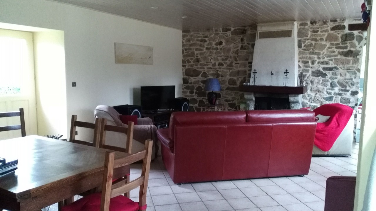 Photo of Livingroom in Pleguien