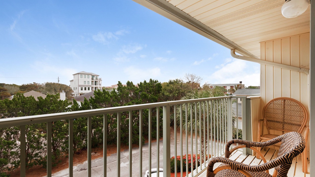 Photo of Patio Balcony in Miramar Beach