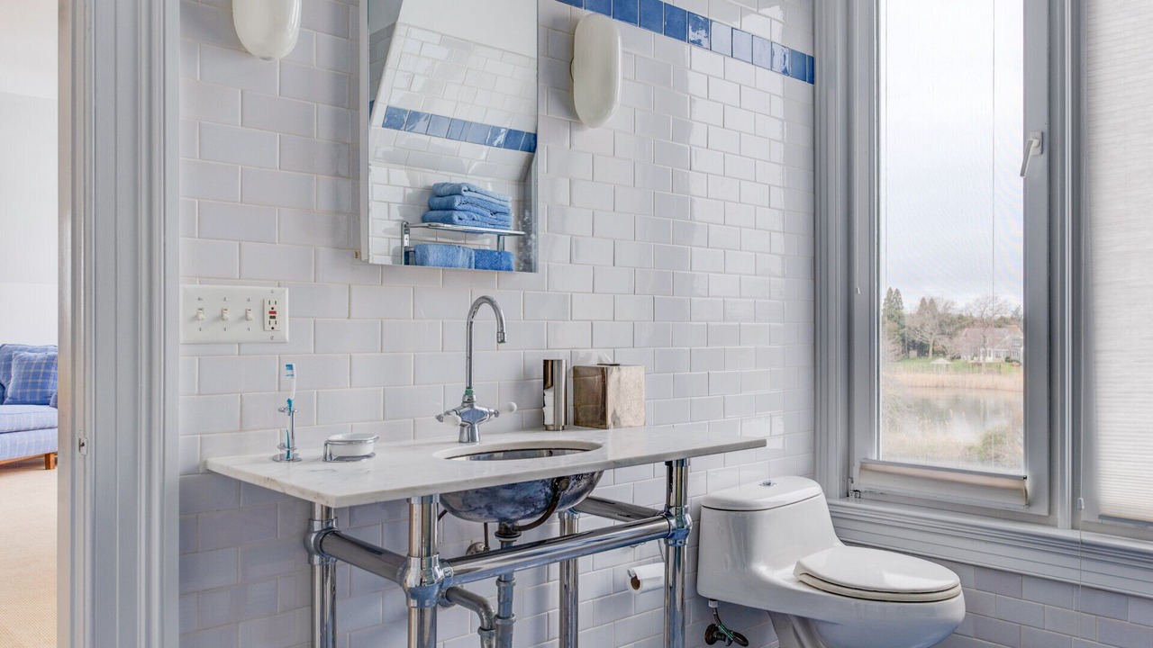Photo of Bathroom in Water Mill