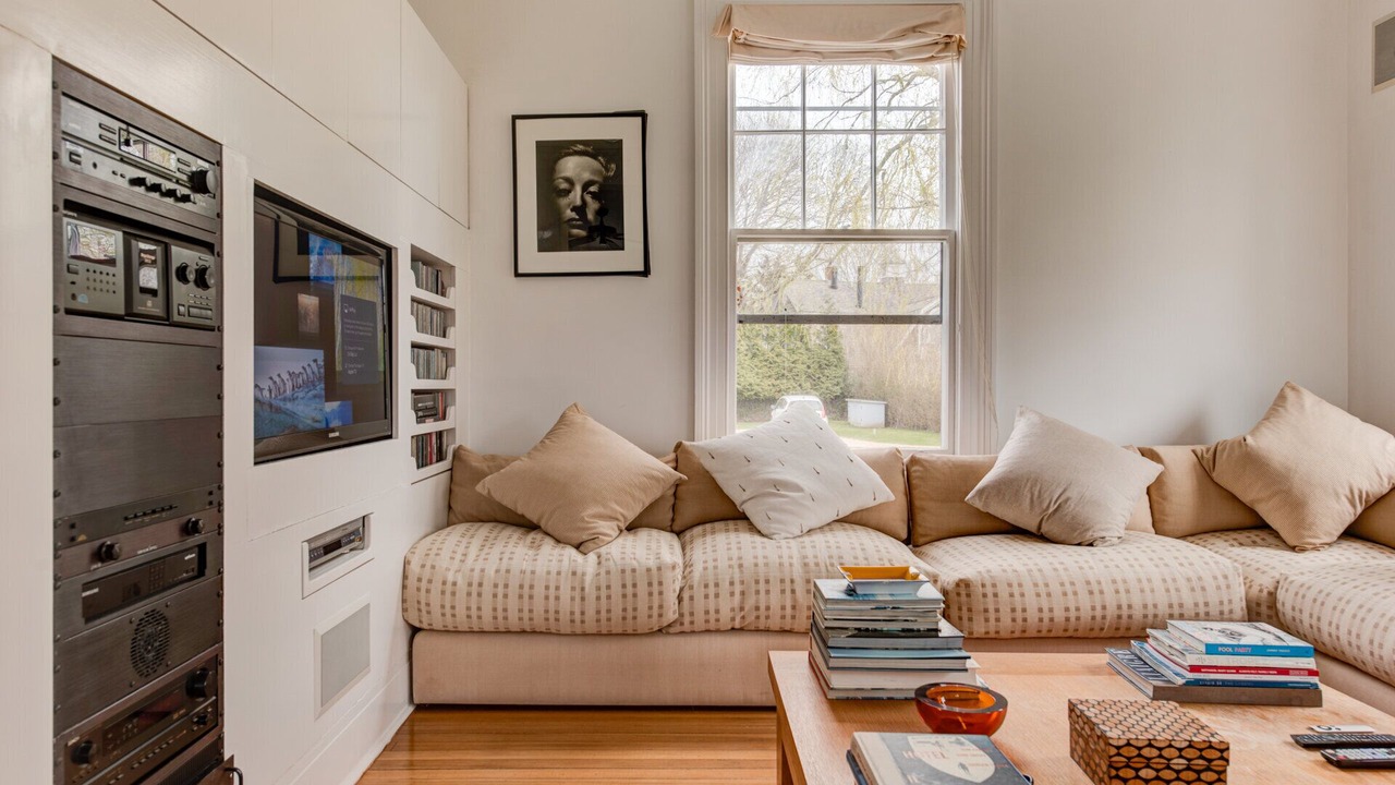Photo of Livingroom in Water Mill