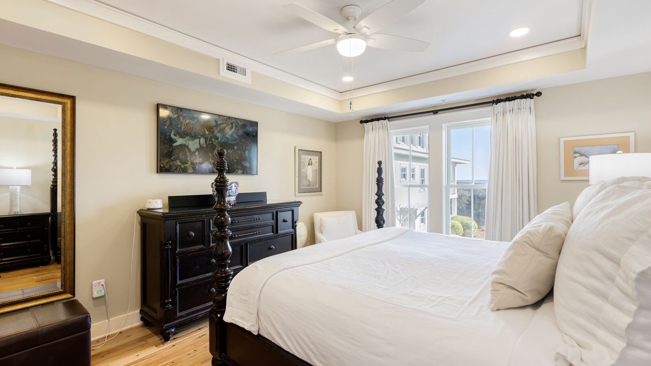 Photo of Bedroom in Gulf District