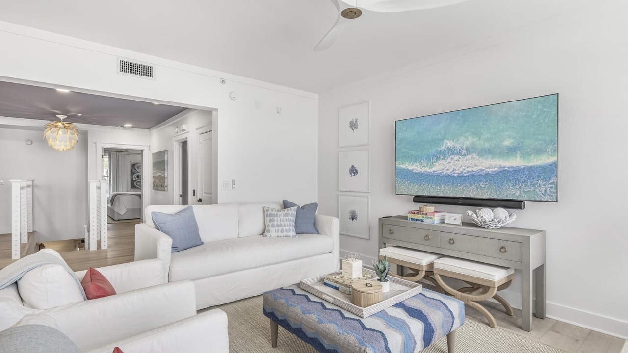 Photo of Livingroom in WaterSound Beach