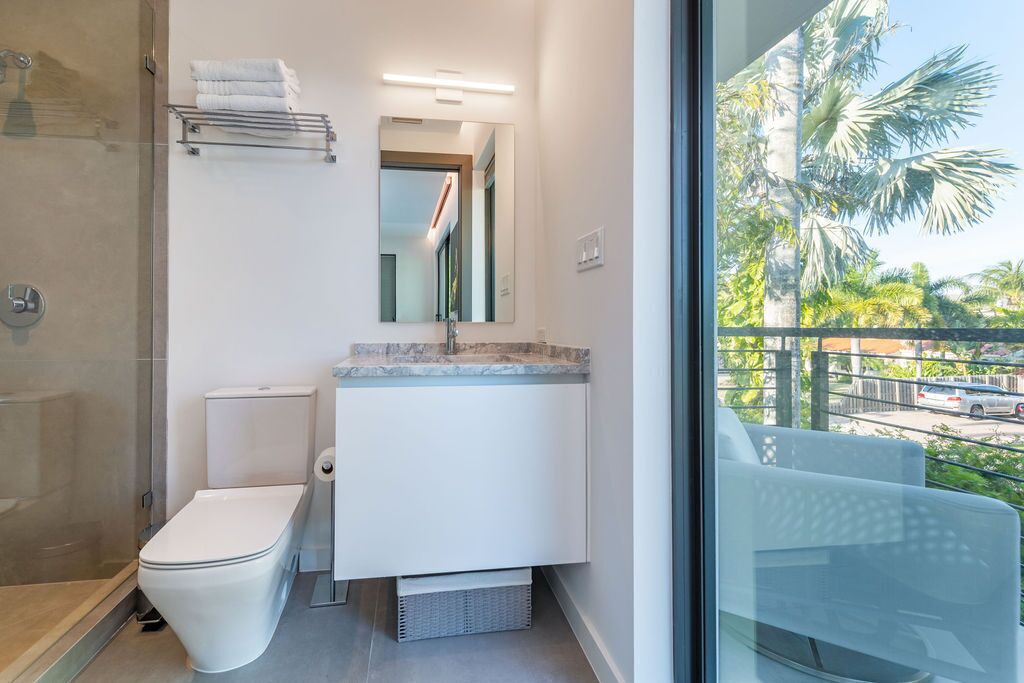 Photo of Bathroom in Poinsettia Heights