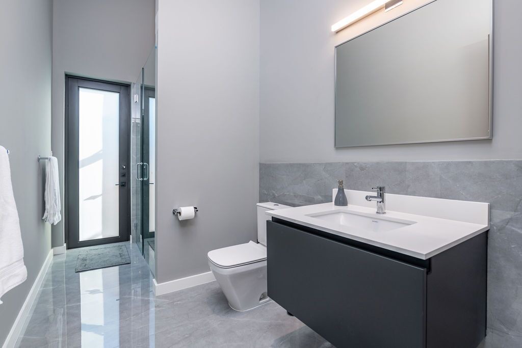 Photo of Bathroom in Poinsettia Heights
