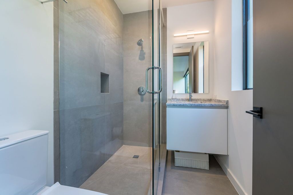Photo of Bathroom in Poinsettia Heights
