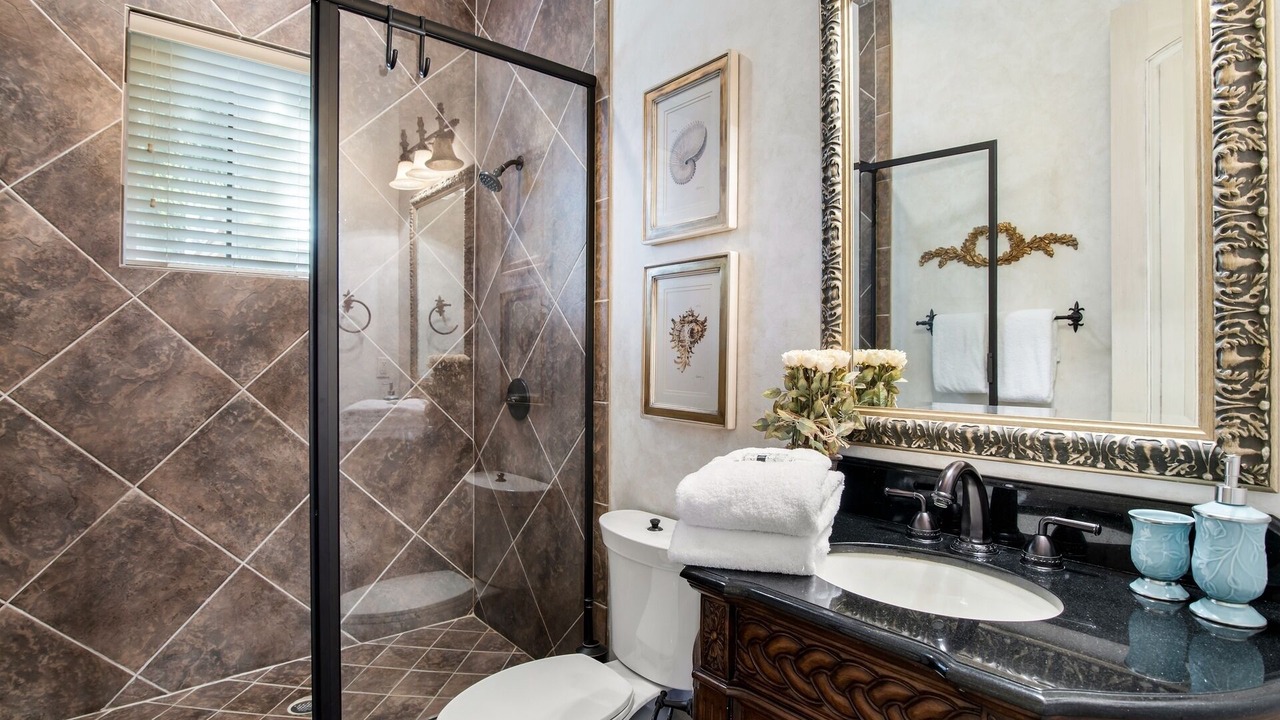 Photo of Bathroom in St. Tropez