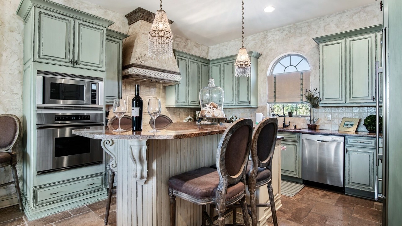 Photo of Kitchen in St. Tropez