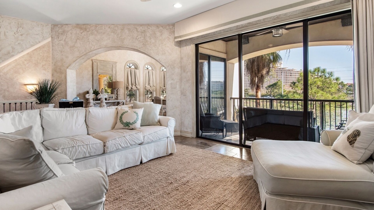 Photo of Livingroom in St. Tropez