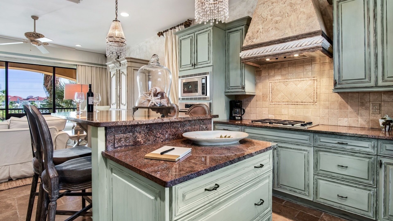 Photo of Kitchen in St. Tropez