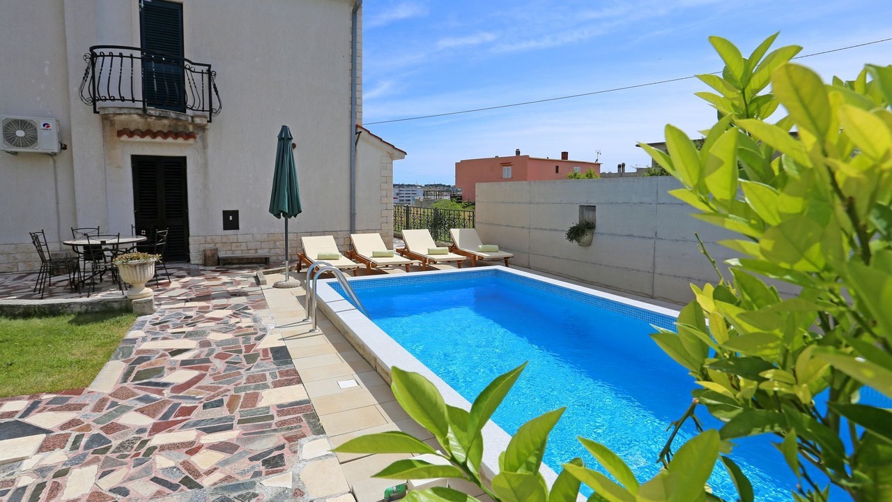 Photo of Outdoor in Solin
