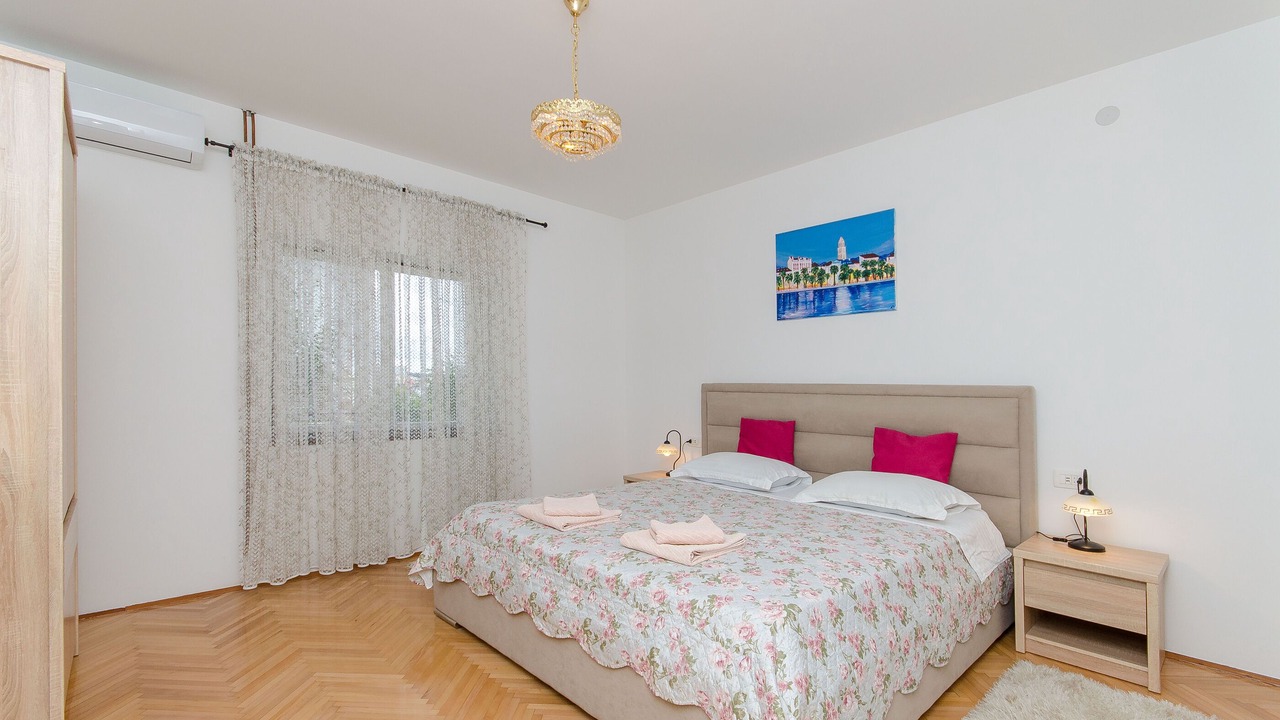 Photo of Bedroom in Solin