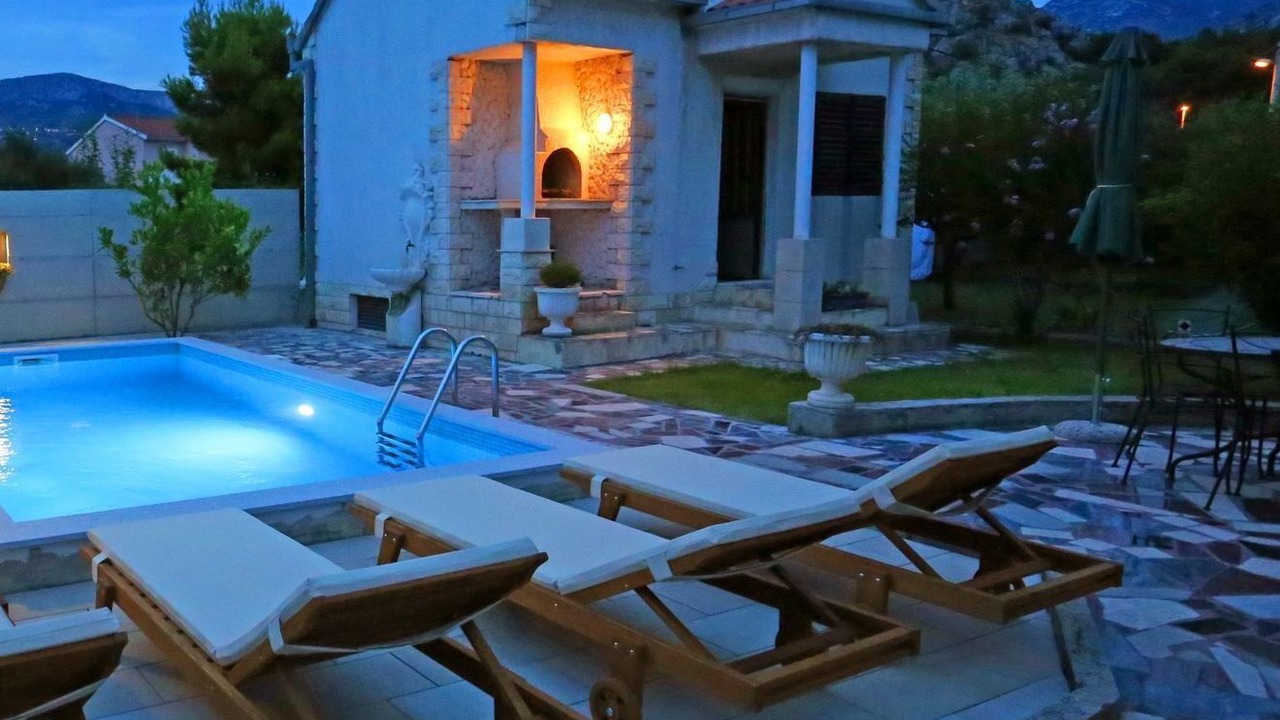 Photo of Outdoor in Solin