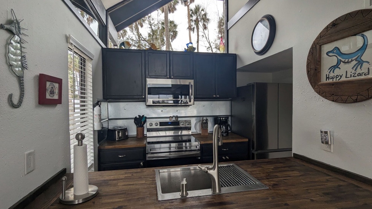 Photo of Kitchen in Crystal River