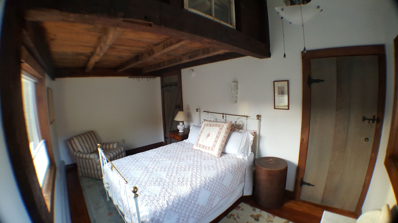 Photo of Bedroom in Canaan