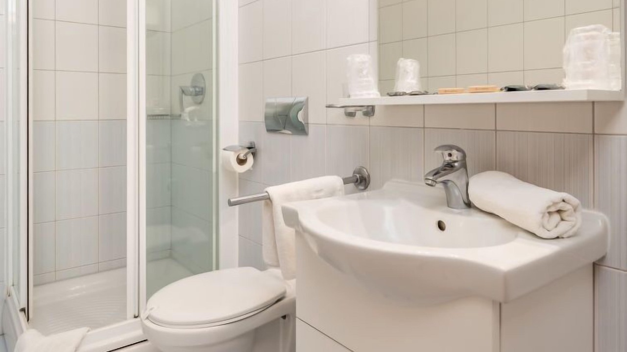 Photo of Bathroom in Kampor