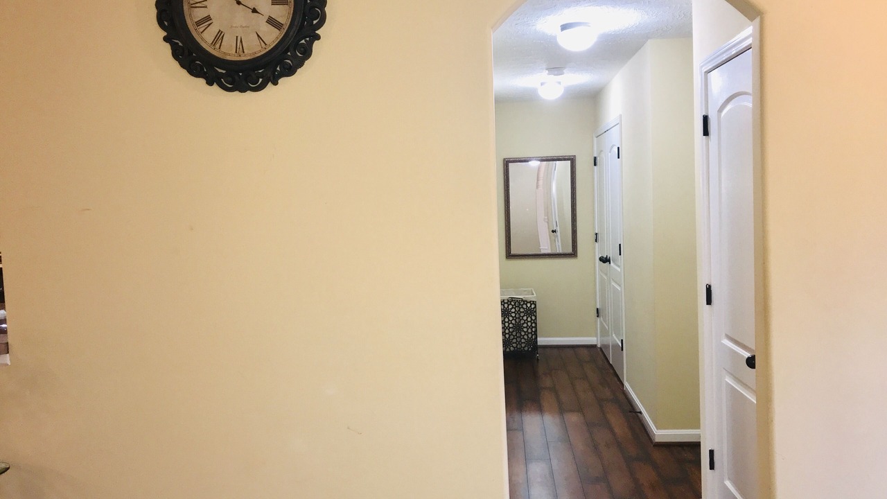 Photo of Bedroom in Speed