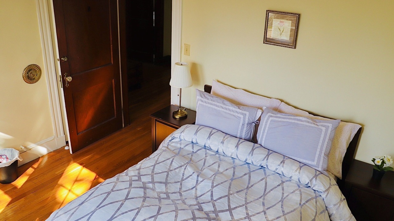 Photo of Bedroom in Oak Square