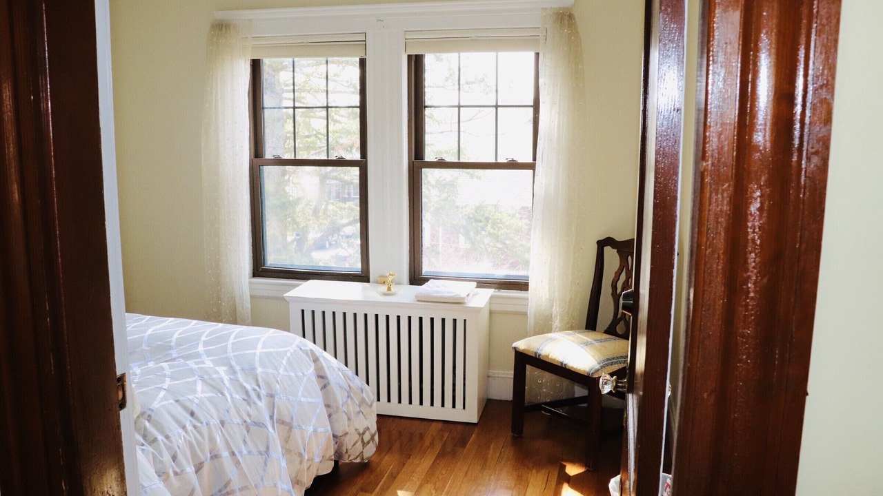 Photo of Bedroom in Oak Square