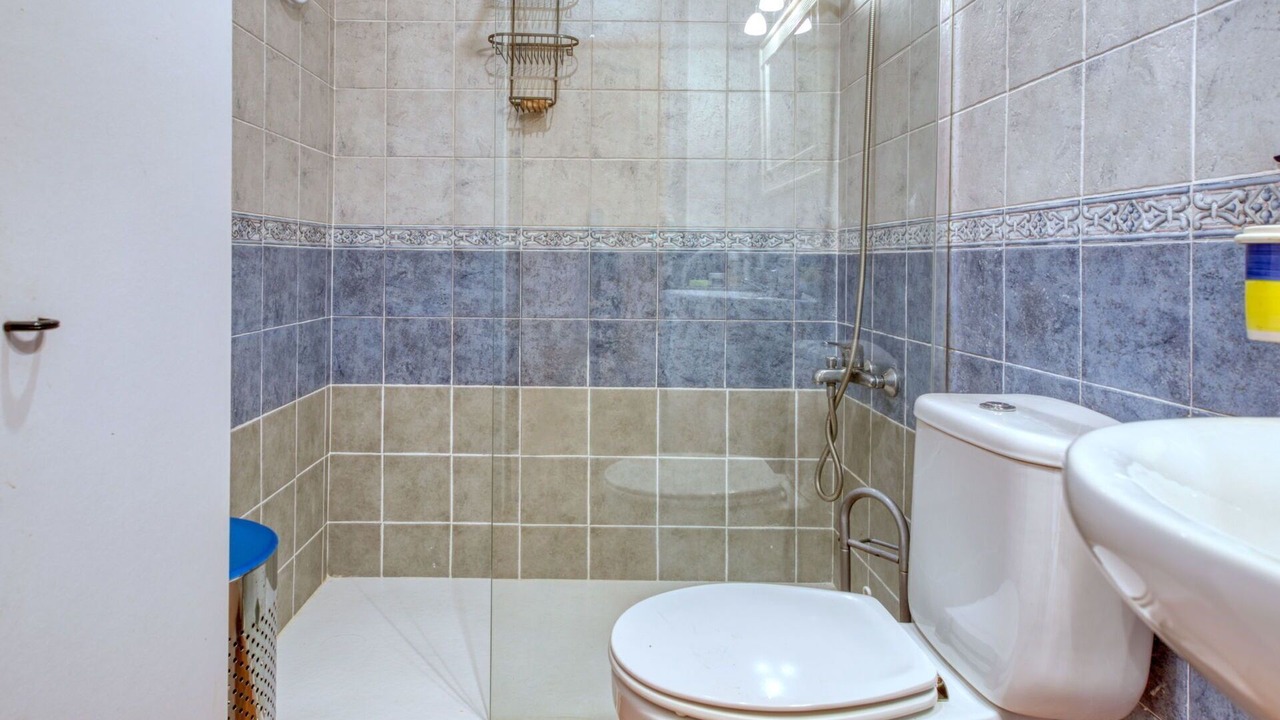 Photo of Bathroom in Aduanas