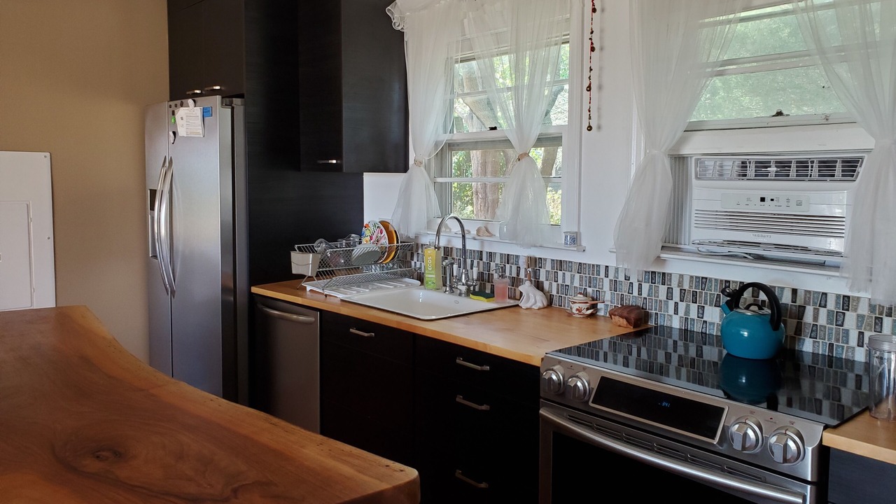 Photo of Kitchen in Aquebogue