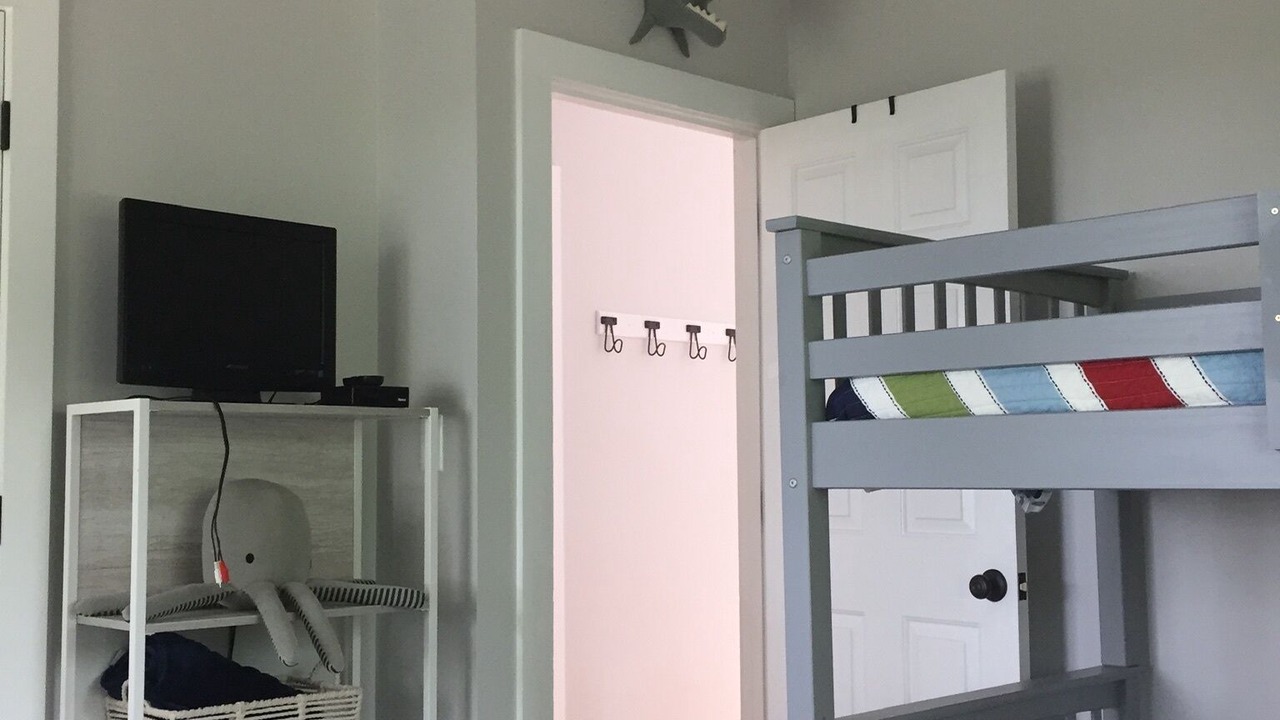 Photo of Bedroom in Gwynn