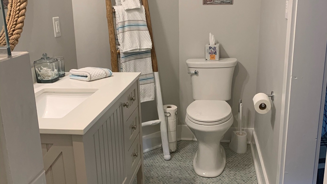 Photo of Bathroom in Gwynn