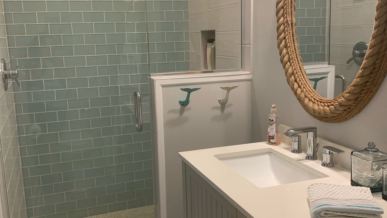 Photo of Bathroom in Gwynn