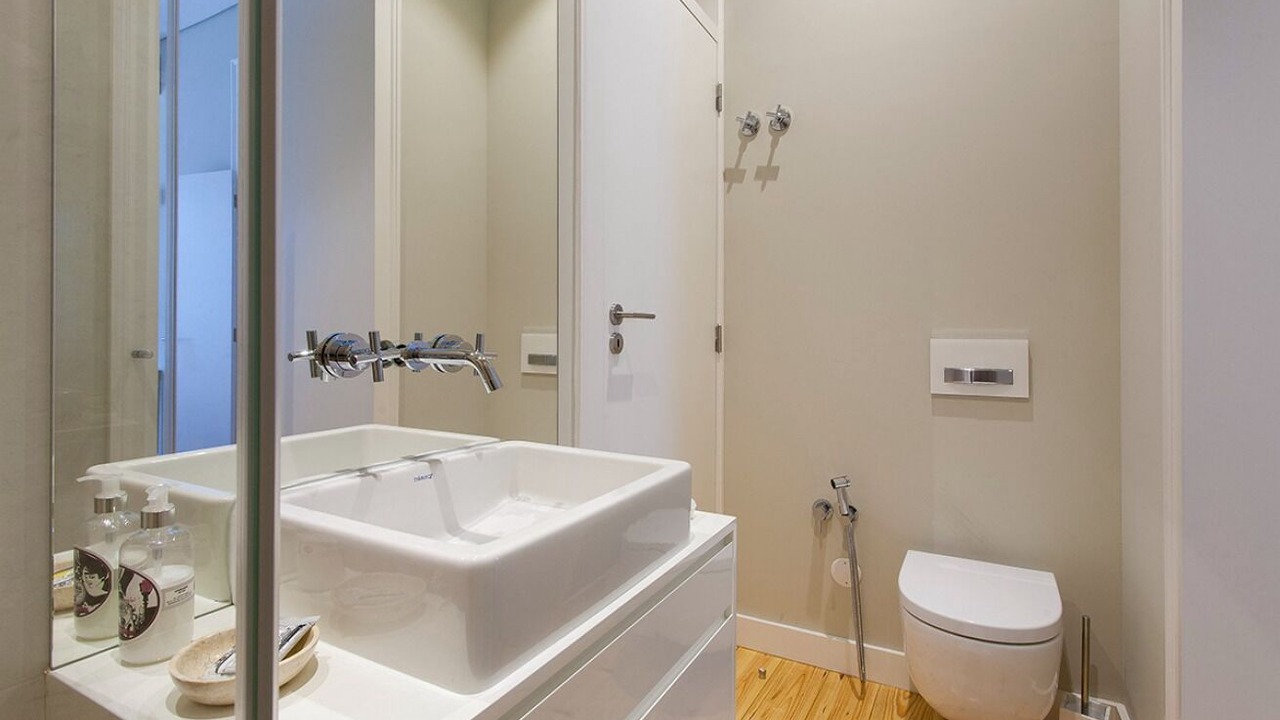 Photo of Bathroom in Baixa