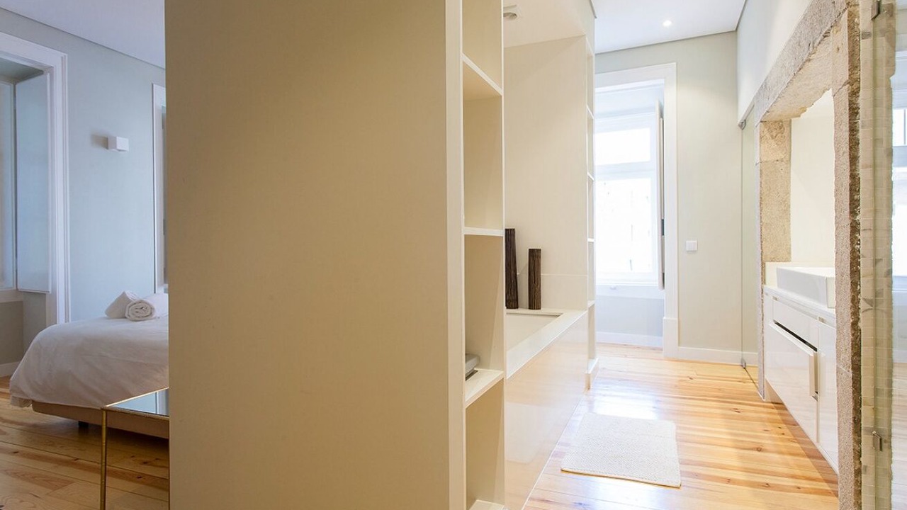 Photo of Bedroom in Baixa