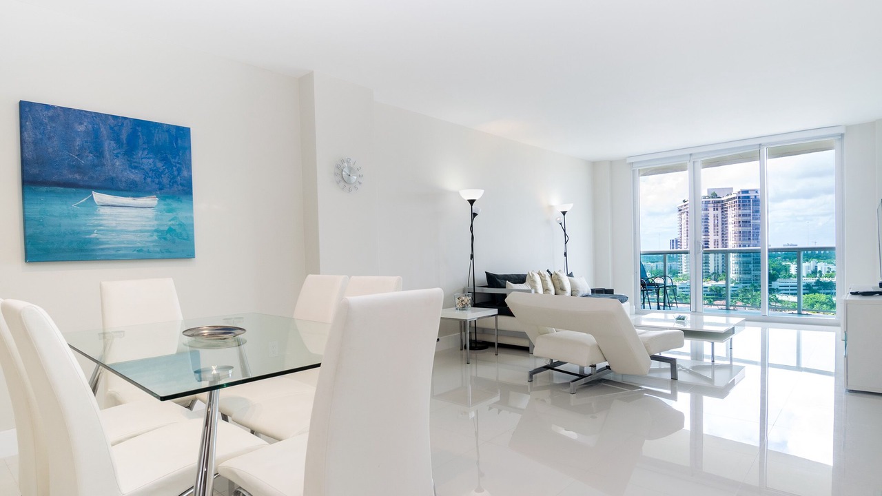 Photo of Livingroom in Sunny Isles Beach