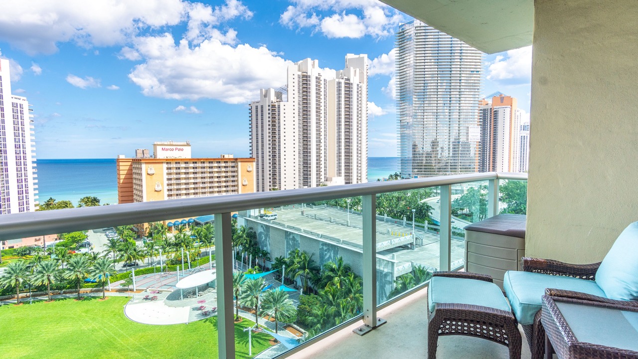 Photo of Outdoor in Sunny Isles Beach