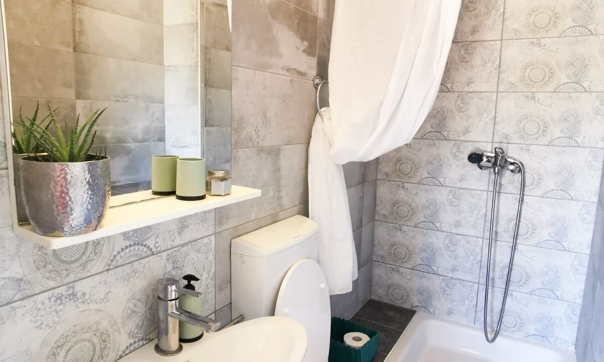 Photo of Bathroom in Mimice
